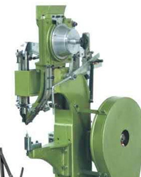 哪些因素會(huì)影響到鉚接機(jī)價(jià)格和質(zhì)量？