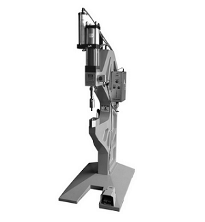 無鉚釘鉚接機(jī)和自沖鉚接機(jī)有什么區(qū)別？