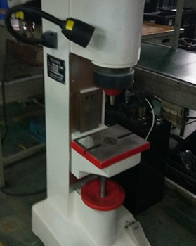 為何越來越多的客戶選擇自動(dòng)鉚接機(jī)？